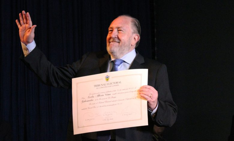 verna-diploma-gobernador-1
