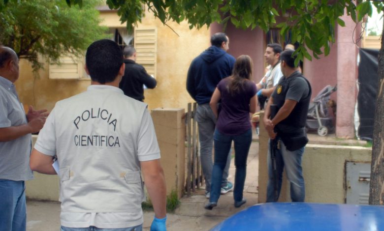 mujer-detenida-pico
