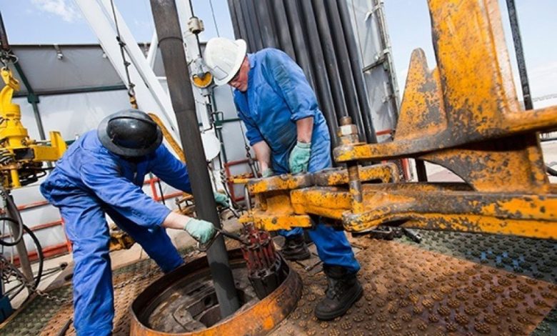 22509-comienza-hoy-un-paro-total-de-la-produccion-petrolera
