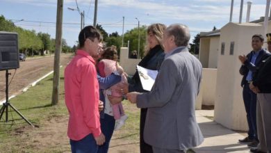 ENTREGA-VIVIENDAS-EN-LUAN-TORO-2