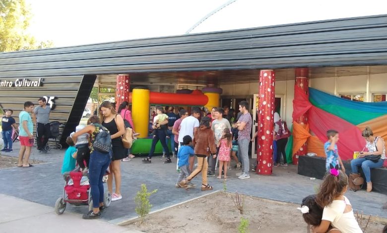 25 de Mayo-Los Reyes brindaron una fiesta para los chicos