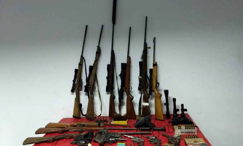Doce detenidos por cazar en campos en medio de la cuarentena