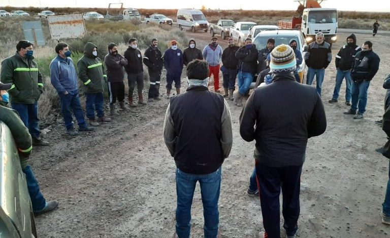 Catriel. Crisis petrolera. Cruce entre el sindicato y CaSePe por guardias mínimas
