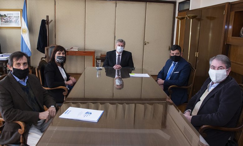 El Gobierno provincial y el BLP lanzaron créditos para profesionales