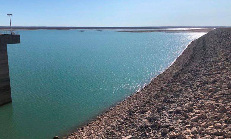 De a poco el agua aparece en Casa de Piedra