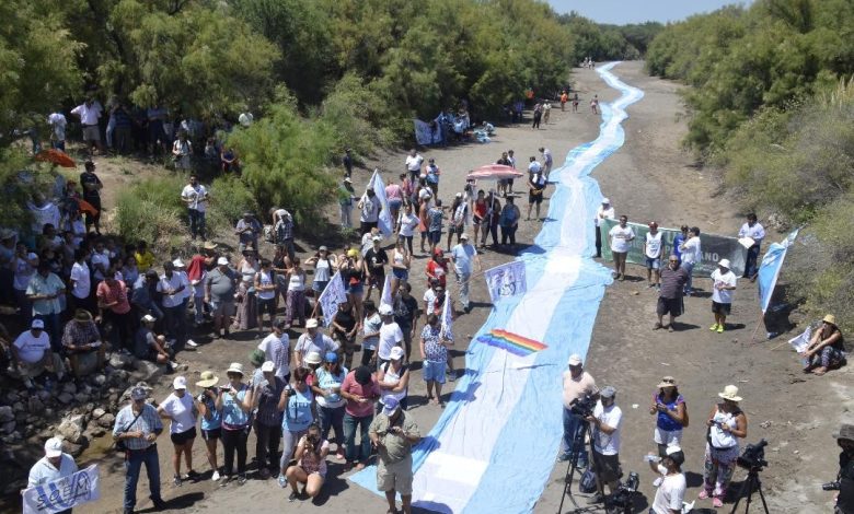 25 de Mayo-Murió Beatriz, una de las creadoras de la bandera del Atuel