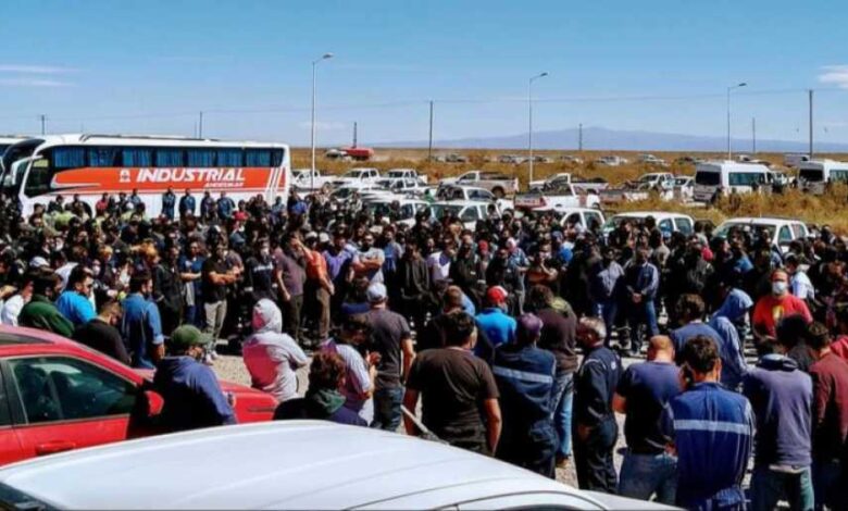 Los petroleros piden un aguinaldo de emergencia
