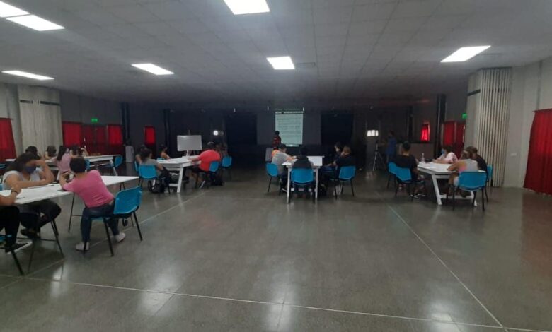 25 de Mayo- Se dictó con éxito el Taller de Informática