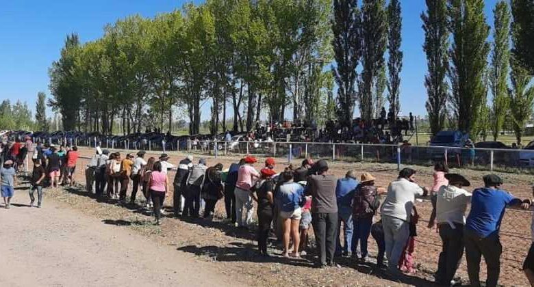 Lo mejor del Turf tuvo acción en el Hípico Cipriano Catriel. Gran participación Veinticinqueña