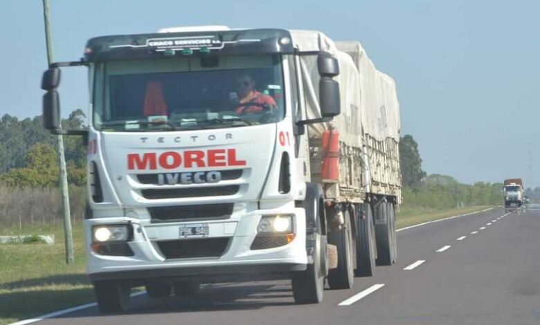 Confundidos: piratas del asfalto asaltaron a un camionero cerca de 25 de Mayo