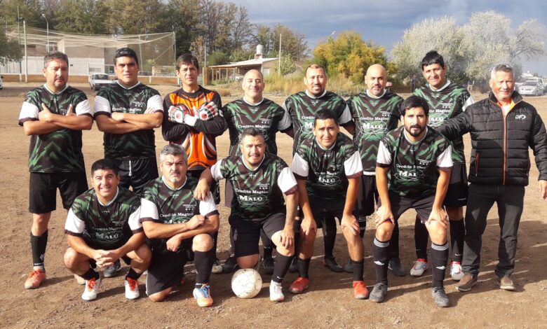 Liga Senior-Dos lideres para la Maxi 36, mientras Punto Unido lidera la Maxi 50