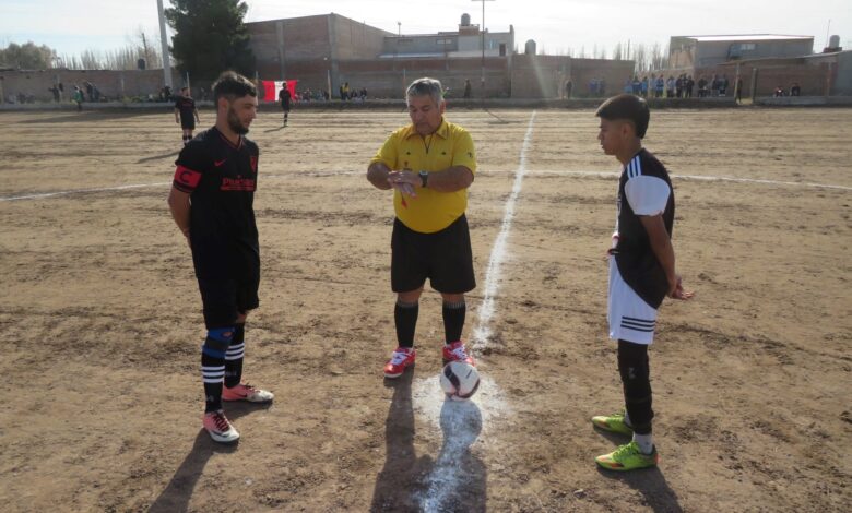 25 de Mayo-Comenzó la Liga Independiente de Futbol «Vasco Arteaga»