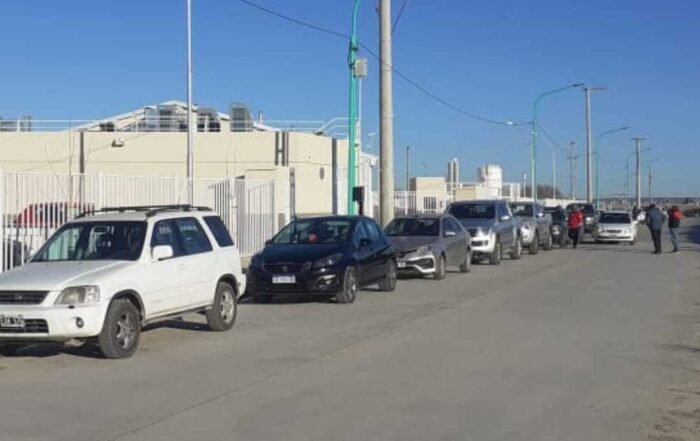 Catriel: no alcanzaron las vacunas, reclamo y enojo de vecinos