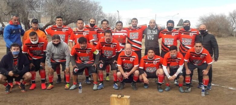 Liga Veteranos-Punto Unido y Silvero lideran en sus categorías