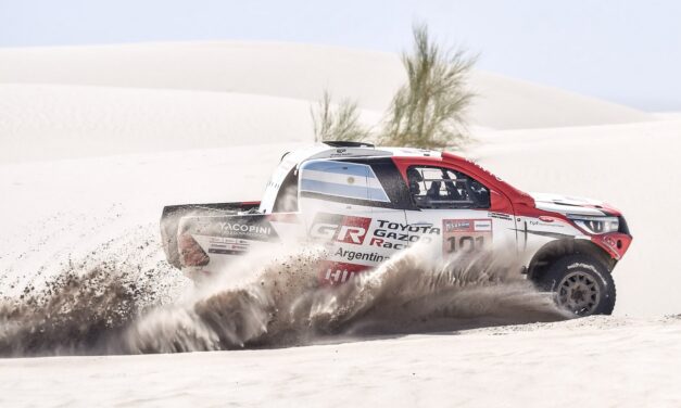 Gran lanzamiento del South American Rally Race en 25 de Mayo