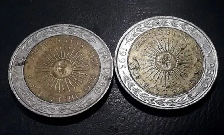 Pagan hasta $ 15.000 por monedas de 1 peso que tienen un error de ortografía
