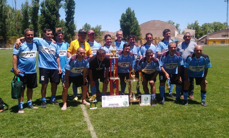 La Liga de Veteranos se prepara para la vuelta del futbol local