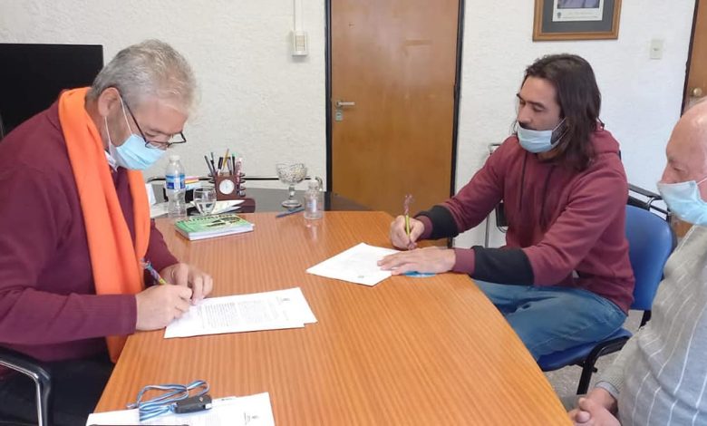 25 de Mayo-Abeldaño firmó contrato para abastecimiento de agua en zona rural