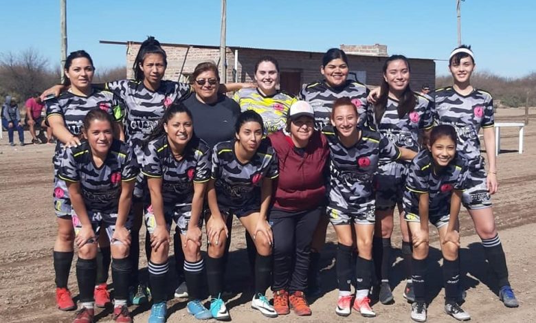 La Escuela Municipal de futbol complicó su chance clasificatoria