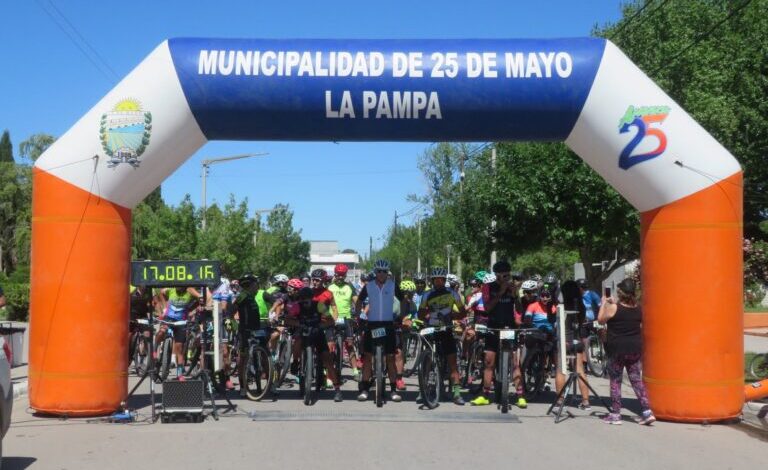 Entre Catriel y 25 de Mayo se repartieron los campeones del MTB «25 se Mueve»