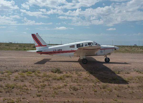Catriel: por primera vez, un avión bajó en la pista del Aeroclub