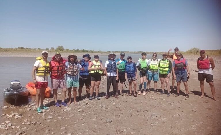 Se desarrolló con éxito la 3° travesía náutica al Rio Colorado