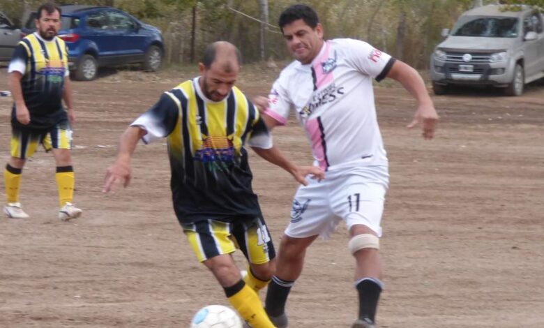 Esfuerzo Propio no pierde puntos y sigue como líder de la Liga Seniors