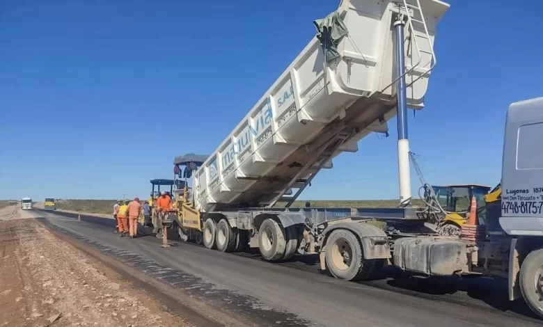 Reincorporaron a los trabajadores despedidos de la obra de la Ruta 151