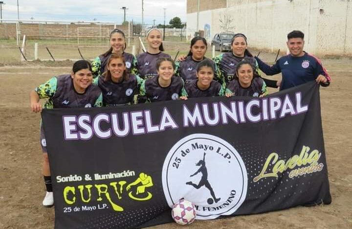 Provincial de Futbol-Escuela Municipal a Semis. Lupa eliminado