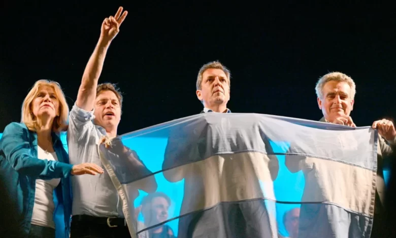 Ganó Massa con el 36,6 % y habrá balotaje