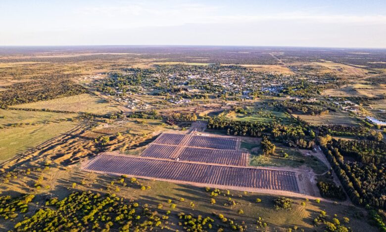 El Parque Solar de Victorica ya genera energía
