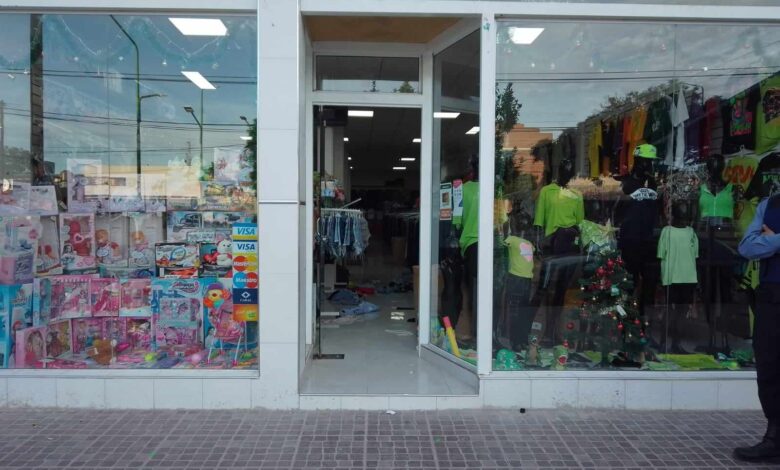 Catriel: robó en una tienda acompañado de un menor