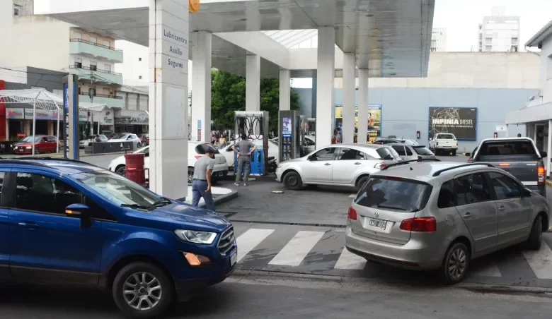 Confirman nuevo aumento en los combustibles desde el viernes