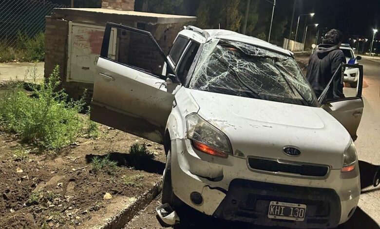 Catriel: se despistó y chocó