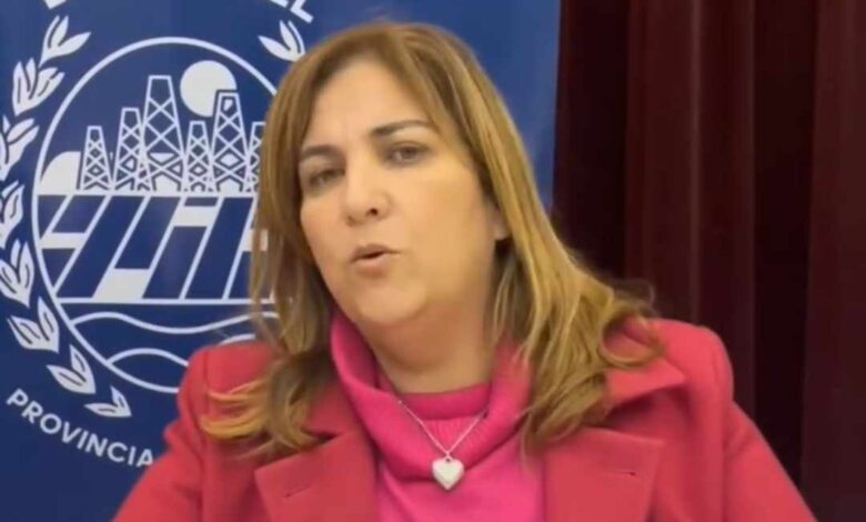 Grave denuncia de Salzotto por faltante de herramientas y plazos fijos