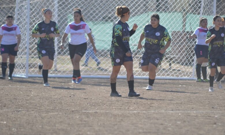 Alta Gracia y La Esc. Municipal a la final del Provincial de futbol