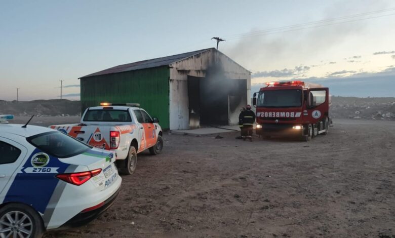 Catriel: incendiaron un galpón municipal