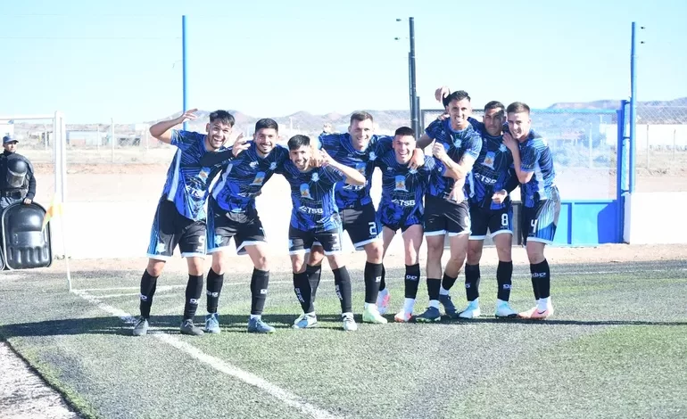 Federal A: Deportivo Rincón ganó en casa y manda en la Reválida
