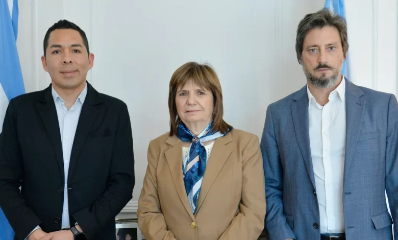 Monsalve buscaba apoyo por El Medanito y terminó avalando el protocolo antipiquete