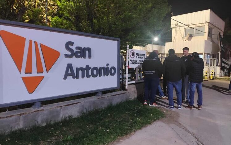 Catriel: trabajadores recibieron telegramas de despido y reclaman a San Antonio