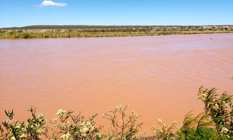 Catriel y 25 de Mayo viven la crisis del agua.