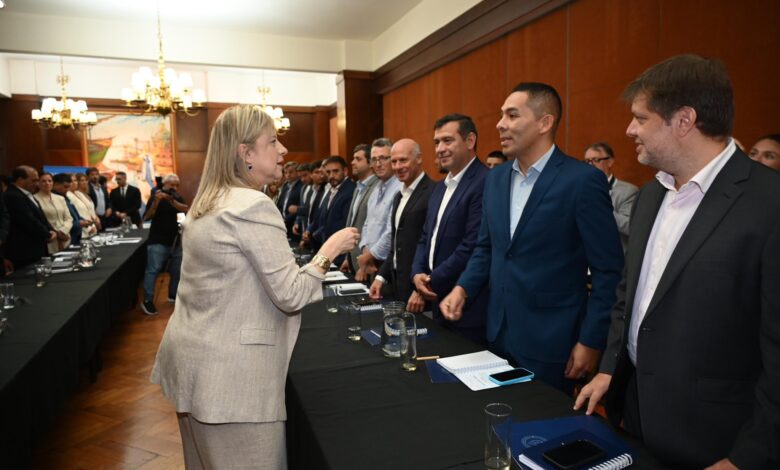 El intendente de 25 de Mayo participó de un encuentro nacional para fortalecer la lucha contra el narcotráfico
