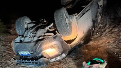 El presidente de la Comisión de Fomento de La Reforma volcó con su camioneta pero resultó ileso